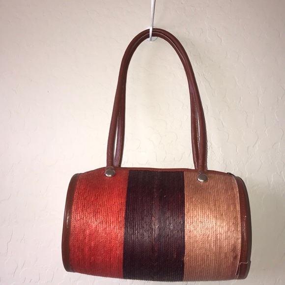 The Sak | Woven Striped Straw Barrel Purse - Picture 2 of 6